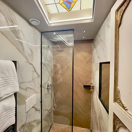 Z-archsuites Urbe 招待所 4*