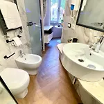 Z-archsuites Urbe Гостевой дом