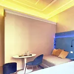 Z-archsuites Urbe Гостевой дом
