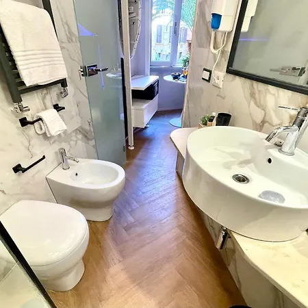 Z-archsuites Urbe Гостевой дом *