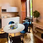 Z-archsuites Urbe